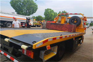 细河区附近拖车电话号码服务