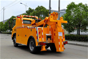 细河区高速路拖车费